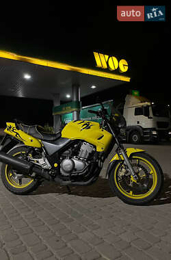 Мотоцикл Без обтекателей (Naked bike) Honda CB 500 1997 в 