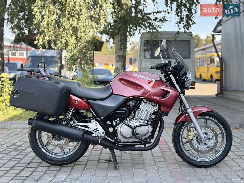 Мотоцикл Без обтекателей (Naked bike) Honda CB 500 1997 в 