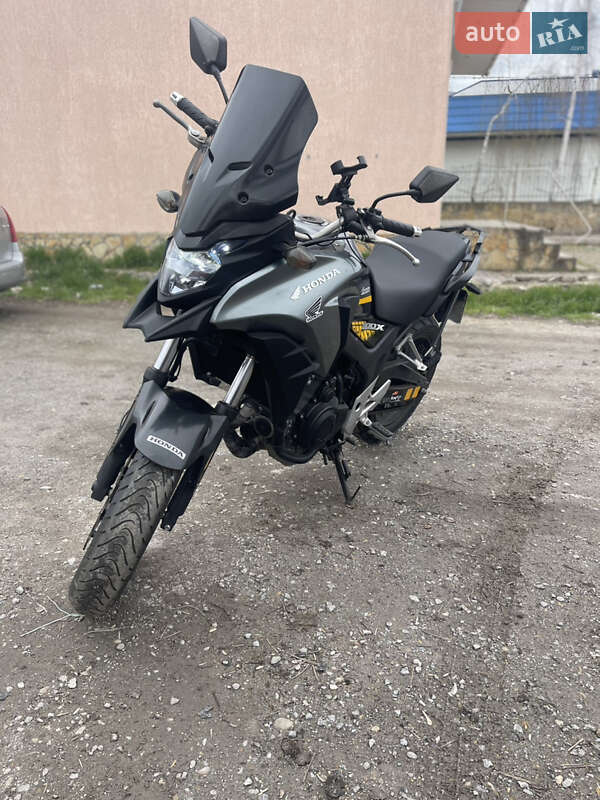 Мотоцикл Спорт-туризм Honda CB 500X 2018 в 