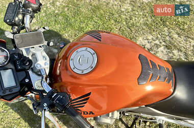 Мотоцикл Без обтекателей (Naked bike) Honda CB 600F Hornet 2005 в 
