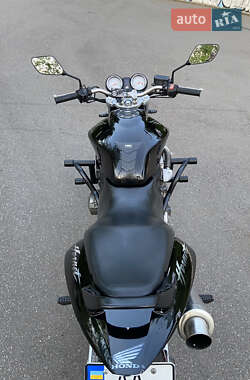 Мотоцикл Без обтекателей (Naked bike) Honda CB 600F Hornet 2003 в 