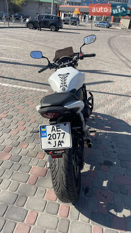 Спортбайк Honda CB 600F Hornet 2011 в Днепре