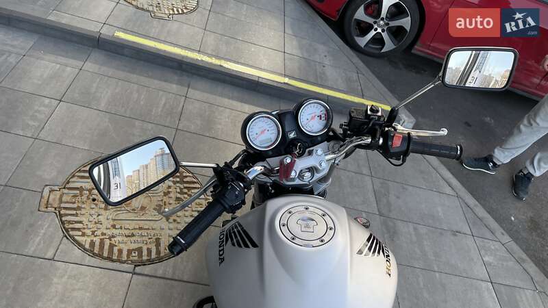 Мотоцикл Классік Honda CB 600F Hornet 2003 в Києві