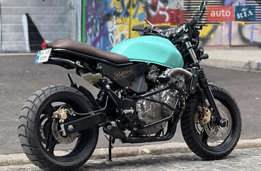 Мотоцикл Без обтекателей (Naked bike) Honda CB 600F Hornet 1998 в 