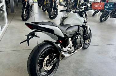 Мотоцикл Без обтекателей (Naked bike) Honda CB 600F Hornet 2011 в 