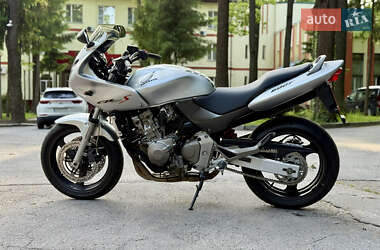Мотоцикл Спорт-туризм Honda CB 600F Hornet 2002 в 