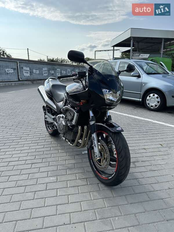 Мотоцикл Без обтекателей (Naked bike) Honda CB 600F Hornet 2002 в 