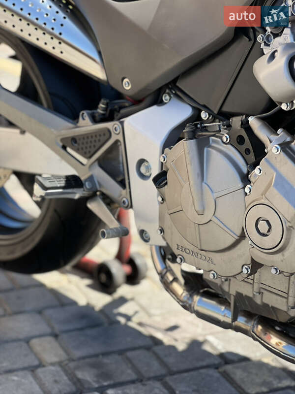 Мотоцикл Спорт-туризм Honda CB 600F Hornet 2002 в Буске