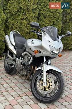 Мотоцикл Спорт-туризм Honda CB 600F Hornet 2002 в  фото 7 Мотоцикл Спорт-туризм Honda CB 600F Hornet 2002 в