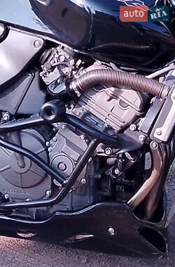 Мотоцикл Без обтекателей (Naked bike) Honda CB 600F Hornet 2000 в 