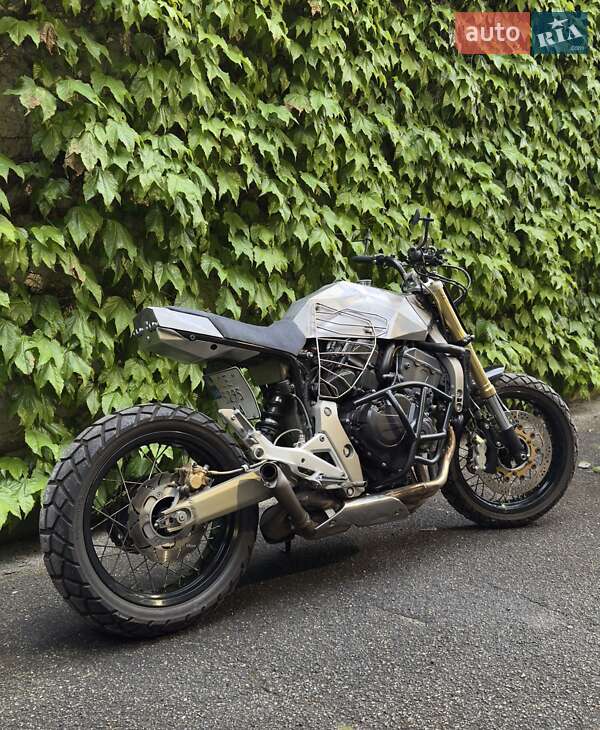 Мотоцикл Кастом Honda CB 600F Hornet 2011 в Черновцах