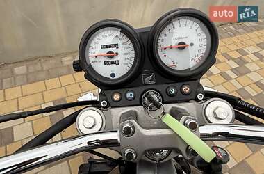 Мотоцикл Без обтекателей (Naked bike) Honda CB 600F Hornet 2001 в 