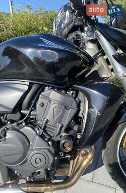Мотоцикл Без обтекателей (Naked bike) Honda CB 600F Hornet 2007 в 