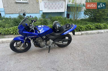 Спортбайк Honda CB 600F Hornet 2002 в Чернігові