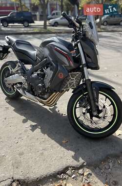 Мотоцикл Без обтекателей (Naked bike) Honda CB 650F 2015 в 