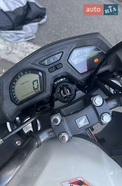Мотоцикл Без обтекателей (Naked bike) Honda CB 650F 2015 в Киеве