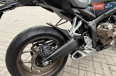 Мотоцикл Без обтікачів (Naked bike) Honda CB 650R 2024 в 