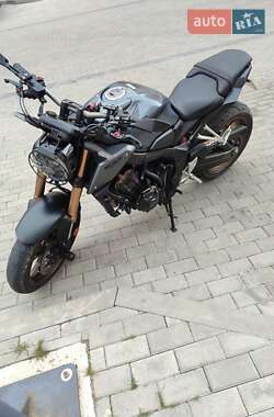 Спортбайк Honda CB 650R 2023 в 