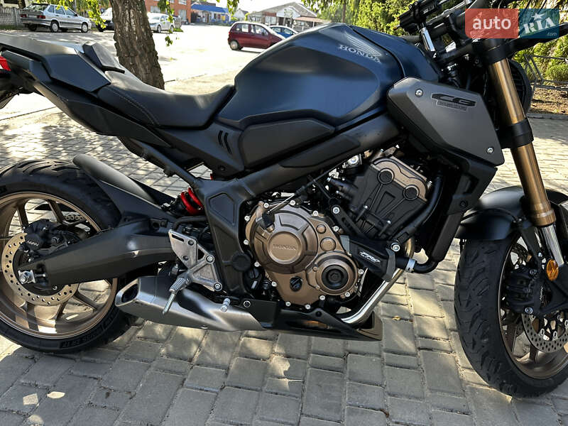 Мотоцикл Без обтікачів (Naked bike) Honda CB 650R 2023 в Бершаді