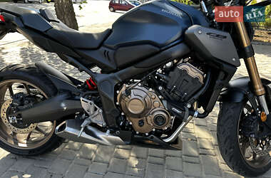 Мотоцикл Без обтекателей (Naked bike) Honda CB 650R 2023 в 