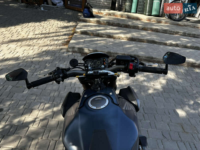 Мотоцикл Без обтікачів (Naked bike) Honda CB 650R 2023 в Бершаді