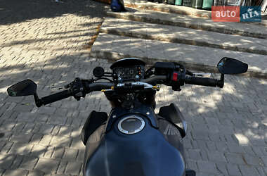 Мотоцикл Без обтекателей (Naked bike) Honda CB 650R 2023 в 