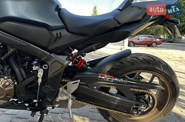 Мотоцикл Без обтекателей (Naked bike) Honda CB 650R 2023 в 