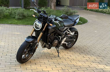 Мотоцикл Без обтекателей (Naked bike) Honda CB 650R 2024 в 