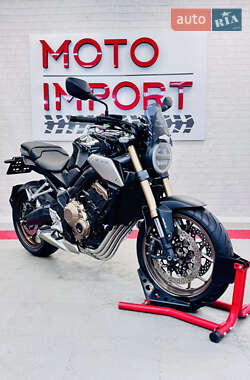 Спортбайк Honda CB 650R 2019 в 