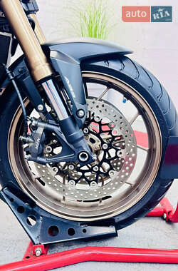 Спортбайк Honda CB 650R 2019 в 