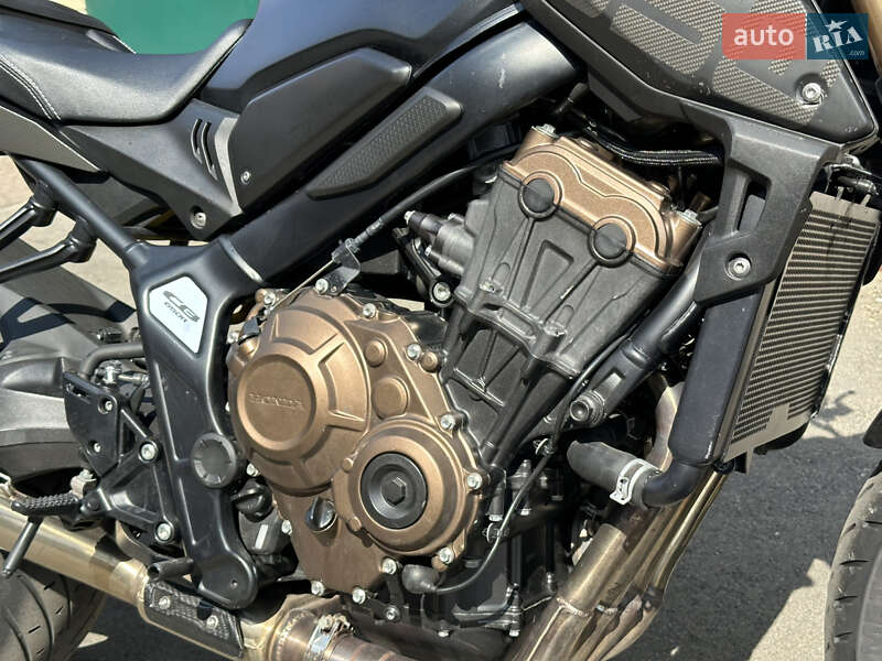 Мотоцикл Без обтекателей (Naked bike) Honda CB 650R 2020 в Киеве
