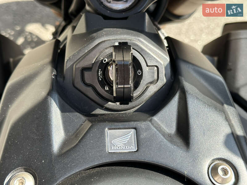 Мотоцикл Без обтекателей (Naked bike) Honda CB 650R 2020 в Киеве