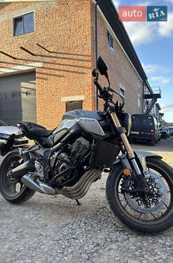 Мотоцикл Без обтекателей (Naked bike) Honda CB 650R 2021 в Виннице