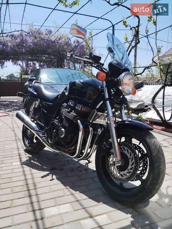 Honda CB 750 1998 Honda CB 750 1998