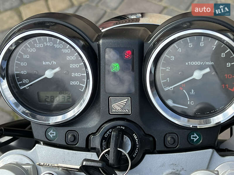 Мотоцикл Без обтікачів (Naked bike) Honda CB 900F Hornet 2002 в Буську