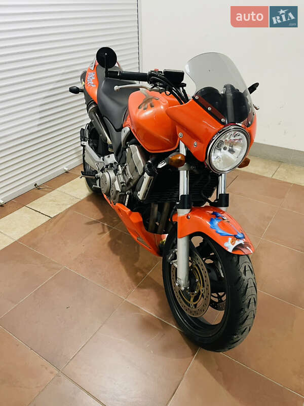 Мотоцикл Без обтікачів (Naked bike) Honda CB 900F Hornet 2002 в Києві