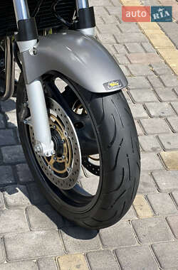 Мотоцикл Без обтекателей (Naked bike) Honda CB 900F Hornet 2003 в 