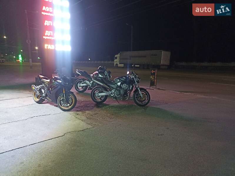 Грузовые мотороллеры, мотоциклы, скутеры, мопеды Honda CB 900F Hornet 2005 в Житомире