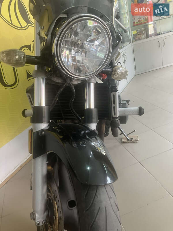 Мотоцикл Классик Honda CB 900F Hornet 2005 в Буске