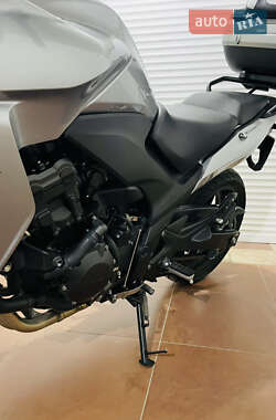 Мотоцикл Спорт-туризм Honda CBF 1000 2011 в 