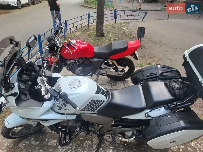Мотоцикл Классик Honda CBF 1000 2009 в Киеве