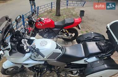 Мотоцикл Классик Honda CBF 1000 2009 в 