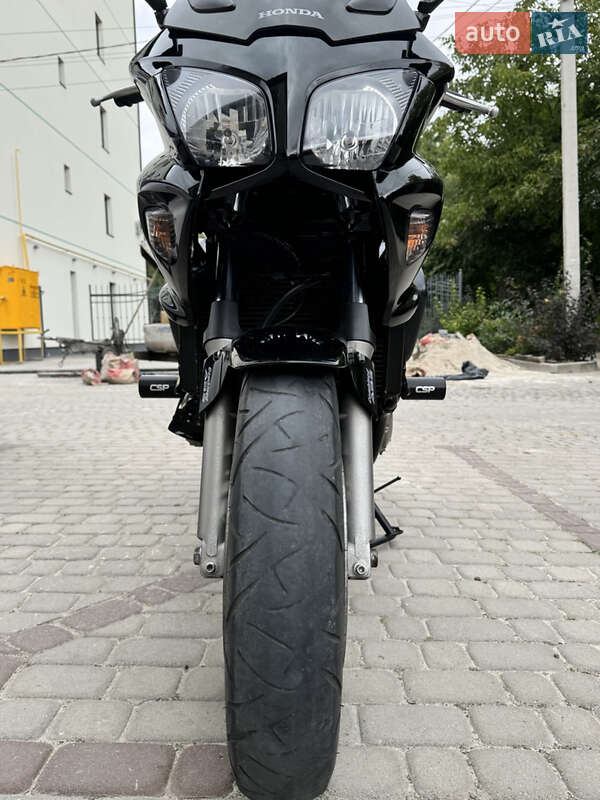 Мотоцикл Спорт-туризм Honda CBF 1000 2006 в Львові фото 2 Мотоцикл Спорт-туризм Honda CBF 1000 2006 в Львові