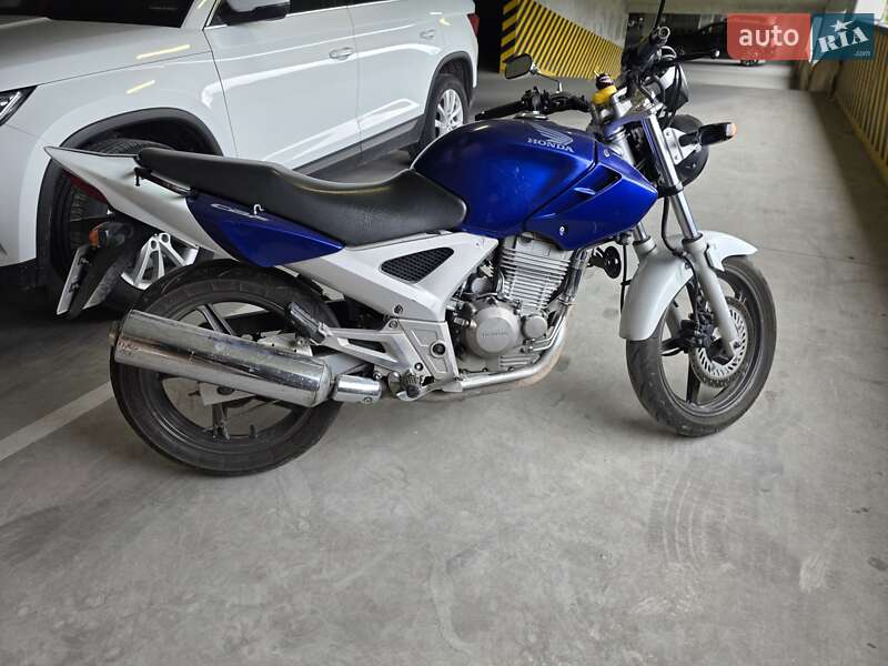Мотоцикл Спорт-туризм Honda CBF 250 2006 в Львове
