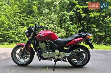 Мотоцикл Без обтекателей (Naked bike) Honda CBF 500 2006 в 