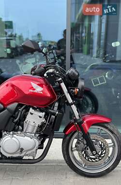 Мотоцикл Без обтекателей (Naked bike) Honda CBF 500 2005 в 