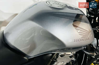 Мотоцикл Без обтекателей (Naked bike) Honda CBF 500 2006 в 
