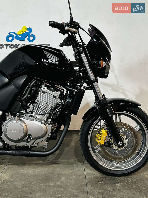 Мотоцикл Без обтекателей (Naked bike) Honda CBF 500 2004 в Бердичеве