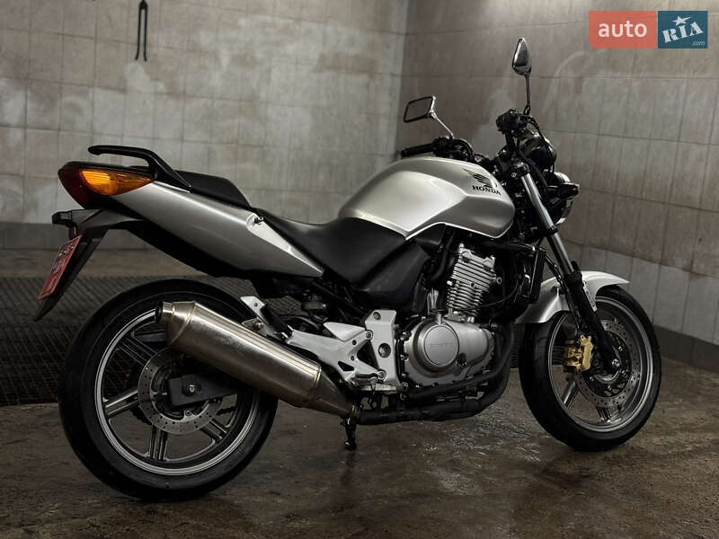 Мотоцикл Без обтекателей (Naked bike) Honda CBF 500 2004 в Ровно