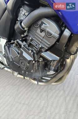 Мотоцикл Спорт-туризм Honda CBF 600 2004 в 